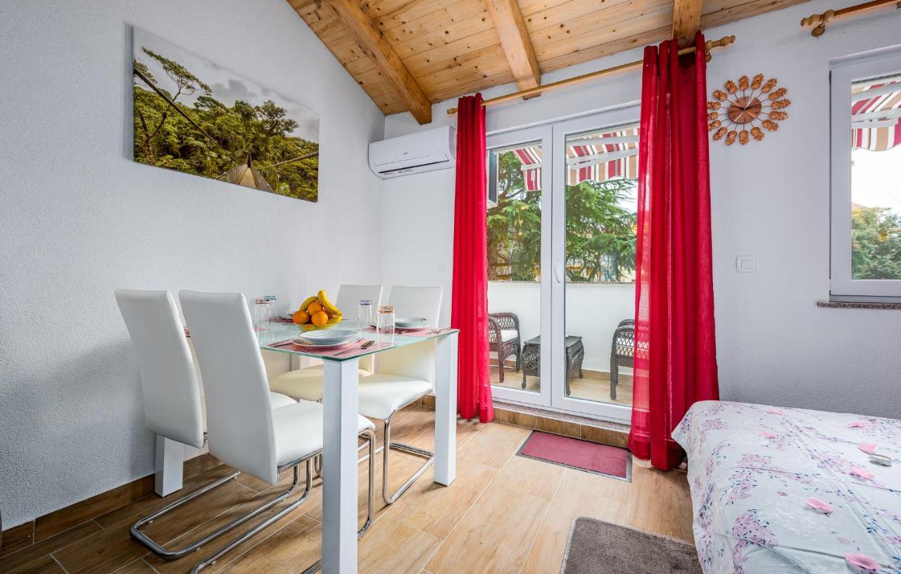 Villa Heidi 2 Umag Buitenkant foto