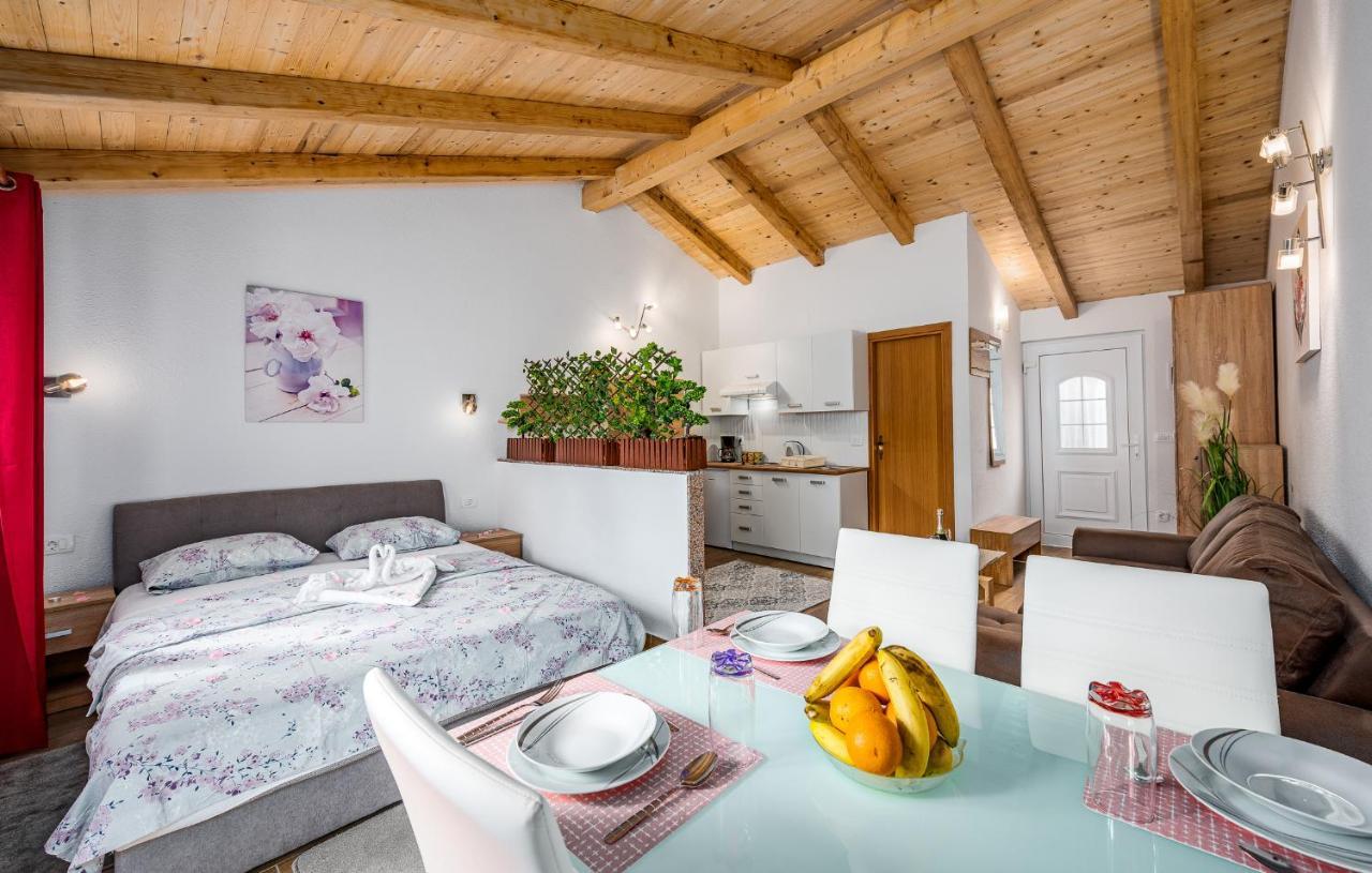 Villa Heidi 2 Umag Buitenkant foto